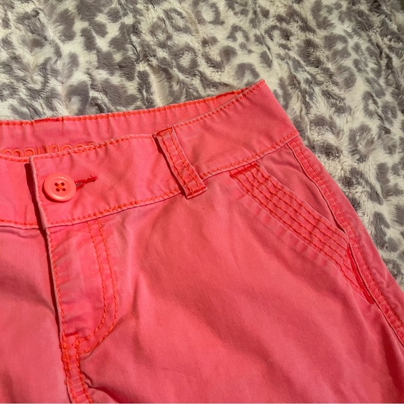 Womens Maurices Light Neon Pink Shorts Size 3/4 - Picture 4 of 9